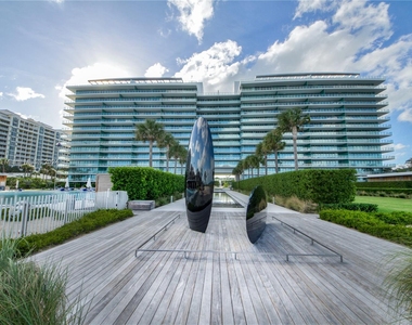 350 Ocean Dr - Photo Thumbnail 2