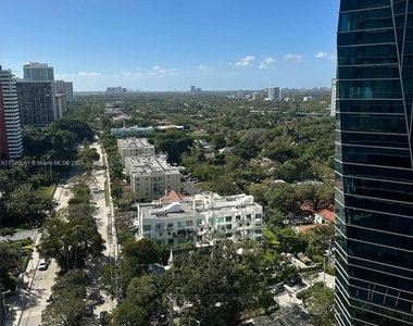 1451 Brickell Ave - Photo Thumbnail 8