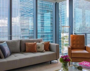 1451 Brickell Ave - Photo Thumbnail 7