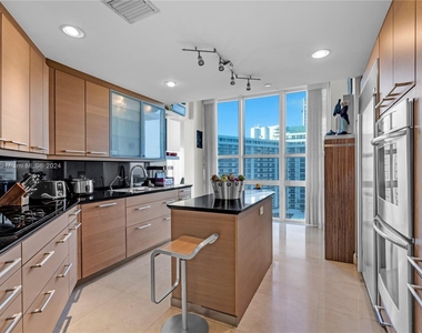 10225 Collins Ave - Photo Thumbnail 39