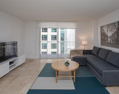 1200 Brickell Bay Dr - Photo Thumbnail 0