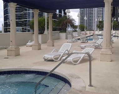 1200 Brickell Bay Dr - Photo Thumbnail 29