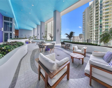 1300 Brickell Bay Dr - Photo Thumbnail 23