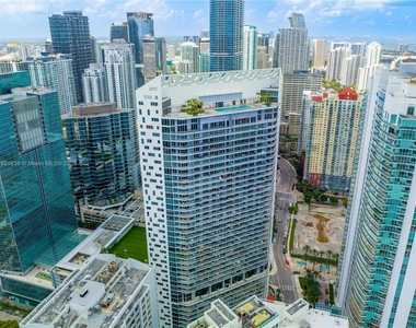 1300 Brickell Bay Dr - Photo Thumbnail 0