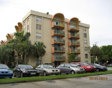 9360 Fontainebleau Blvd - Photo Thumbnail 0