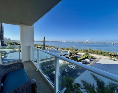 5440 N Ocean Drive - Photo Thumbnail 37