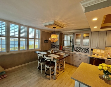 5440 N Ocean Drive - Photo Thumbnail 10