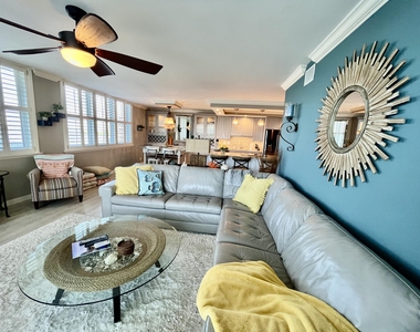 5440 N Ocean Drive - Photo Thumbnail 18