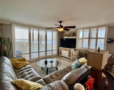 5440 N Ocean Drive - Photo Thumbnail 16