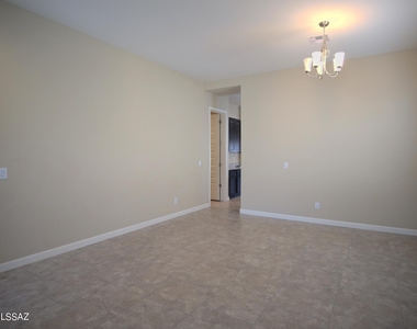 3462 W Ringtail Den Way - Photo Thumbnail 5