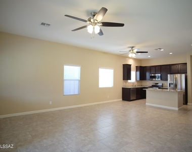 3462 W Ringtail Den Way - Photo Thumbnail 12