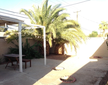 3638 W Ocotillo Road - Photo Thumbnail 16