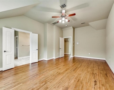 3425 Westminster Avenue - Photo Thumbnail 20