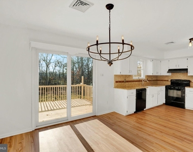 5400 Curly Hill Road - Photo Thumbnail 9