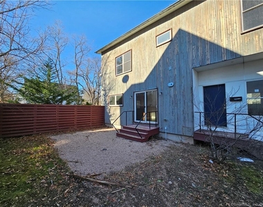 132 Newhall Street - Photo Thumbnail 1