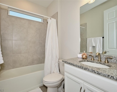 425 Coral Reef Place - Photo Thumbnail 44