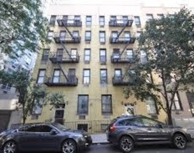 436 East 89th Street - Photo Thumbnail 1