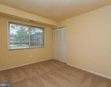 3747 Donnell Dr - Photo Thumbnail 11