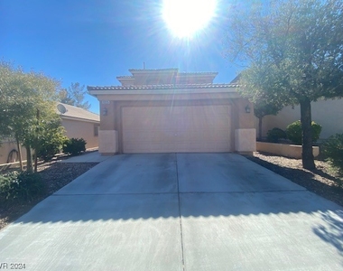 11225 Sandrone Avenue - Photo Thumbnail 0