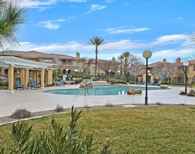 825 Canterra Street - Photo Thumbnail 18