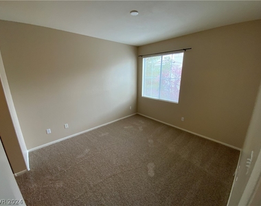 9050 W Warm Springs Road - Photo Thumbnail 21