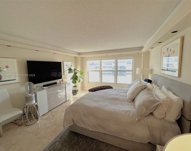 3500 Galt Ocean Dr - Photo Thumbnail 14