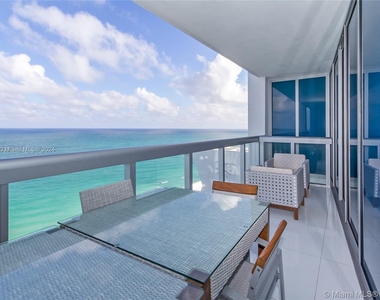 6899 Collins Ave - Photo Thumbnail 30