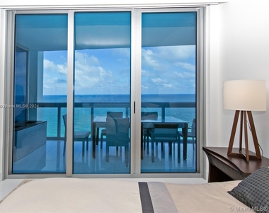 6899 Collins Ave - Photo Thumbnail 22