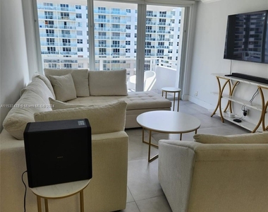 5700 Collins Ave - Photo Thumbnail 11