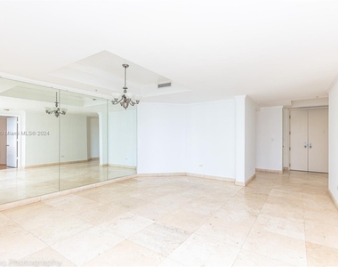 848 Brickell Key Dr - Photo Thumbnail 23