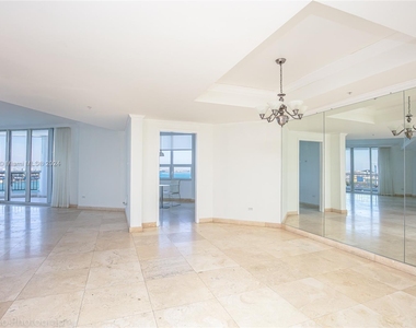 848 Brickell Key Dr - Photo Thumbnail 16