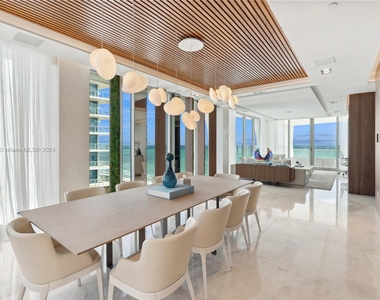 16901 Collins Ave - Photo Thumbnail 1