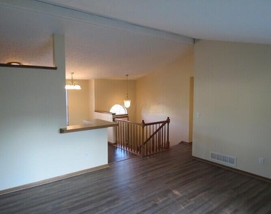 1431 Chenille Way - Photo Thumbnail 1