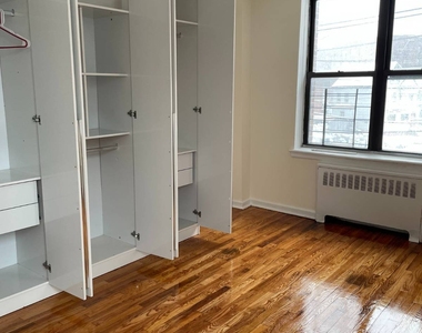4385 Vireo Ave - Photo Thumbnail 7