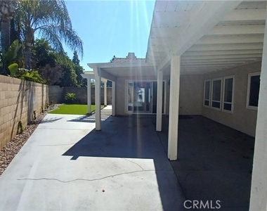 7339 London Avenue - Photo Thumbnail 3