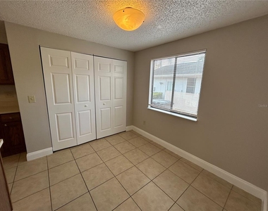 5803 Silver Moon Avenue - Photo Thumbnail 11