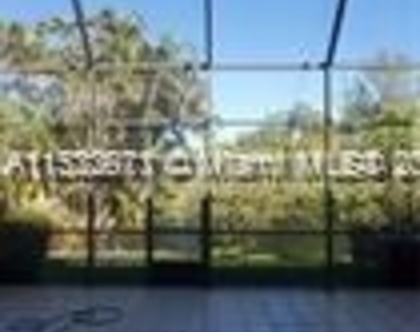 3777 Alcantara Ave - Photo Thumbnail 9