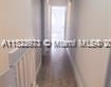 3777 Alcantara Ave - Photo Thumbnail 12