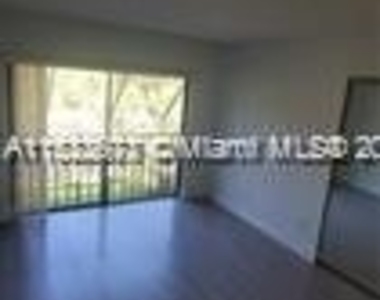 3777 Alcantara Ave - Photo Thumbnail 16