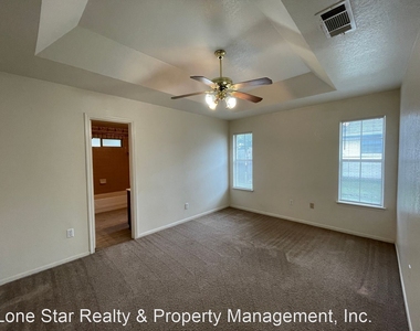 4401 Bluestem Ln - Photo Thumbnail 5