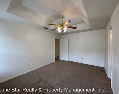 4401 Bluestem Ln - Photo Thumbnail 6