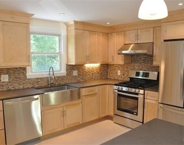 11 Rockland Pl - Photo Thumbnail 1