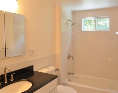 11 Rockland Pl - Photo Thumbnail 6