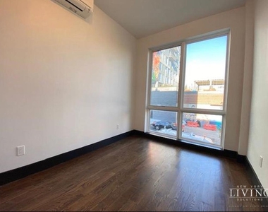 340 Irving Avenue - Photo Thumbnail 17