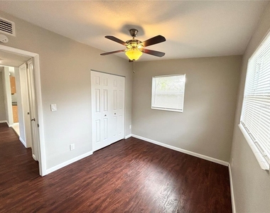 5620 Harding Boulevard Ne - Photo Thumbnail 15