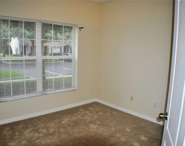 15922 Fishhawk View Drive - Photo Thumbnail 2