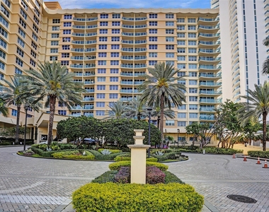 2501 S Ocean Dr - Photo Thumbnail 31