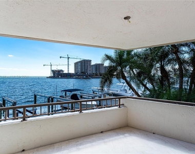 1632 S Bayshore Ct - Photo Thumbnail 35