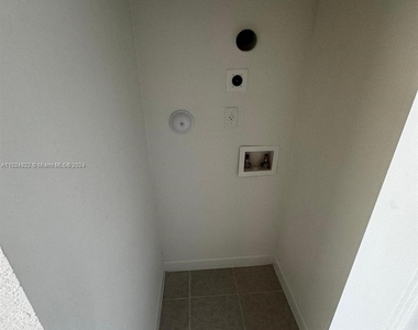 16270 Sw 292nd St - Photo Thumbnail 25