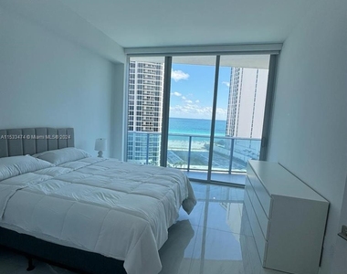 17550 Collins Ave - Photo Thumbnail 7